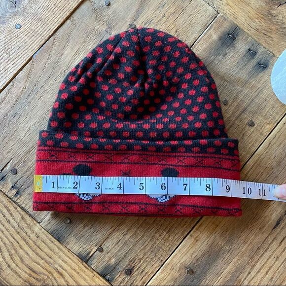 Disney Mickey Beanie    - Picture 5 of 6